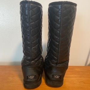 Ugg Black Diamond Quilted Leather Tall Boots sz8